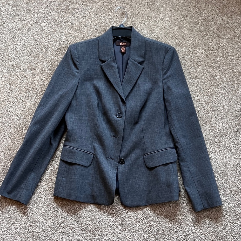Womens Grey Office Wool Blend Blazer Size 8 Brand: Victor Alfaro